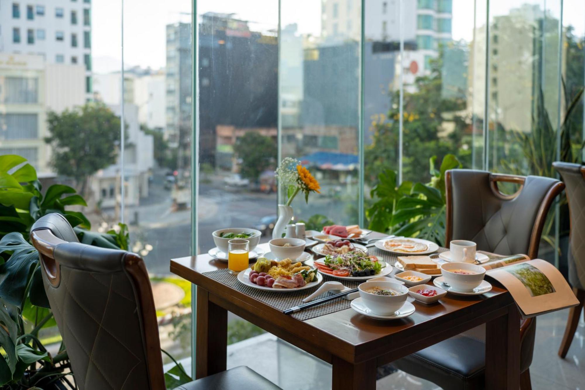 Luxtery Hotel & Spa Đà Nẵng Kültér fotó