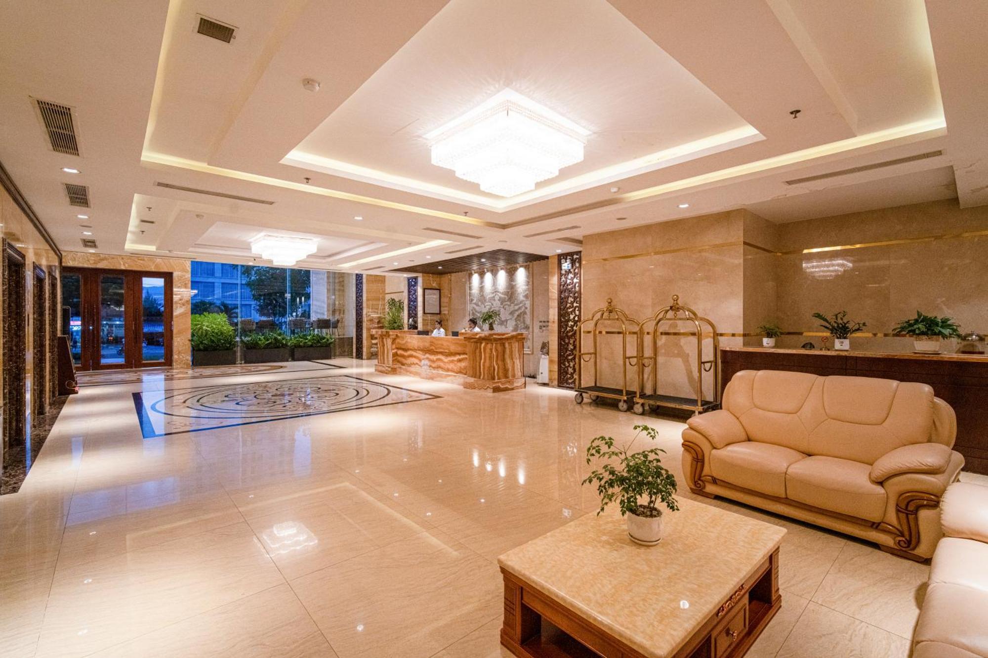 Luxtery Hotel & Spa Đà Nẵng Kültér fotó